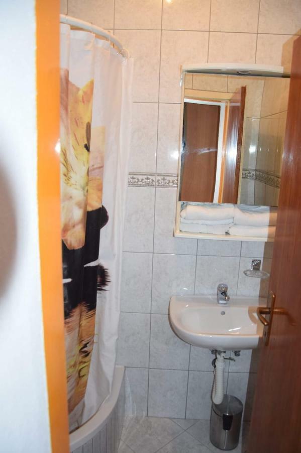 Apartman Linda Baska Voda Exterior photo